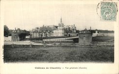 VINTAGE POSTCARD Castle Of Chantilly View