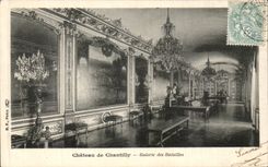 VINTAGE POSTCARD Castle Of Chantilly gallery of the battles