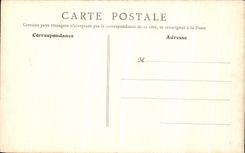 VINTAGE POSTCARD Chantilly Gone of the park