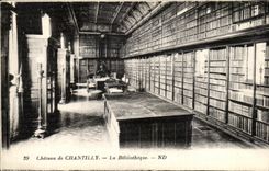 VINTAGE POSTCARD Castle of Chantilly library