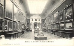 VINTAGE POSTCARD Chantille Castle of Gallery of Paintings