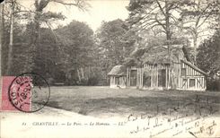 VINTAGE POSTCARD Castle Of Chantilly the Park the Hamlet