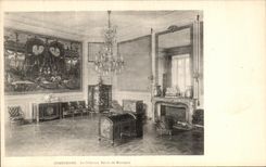 VINTAGE POSTCARD Compiegne the Castle Living room of Music