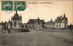 VINTAGE POSTCARD Chantilly the Court D Honor