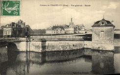 VINTAGE POSTCARD Castle of Chantilly View Entered