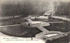 VINTAGE POSTCARD Drill Of Compiegne Clearing of the Victoire Militaria