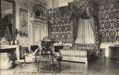 VINTAGE POSTCARD Palate of Compiegne the Castle the room of Marie Antoinette
