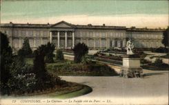 VINTAGE POSTCARD Compiegne the Castle the frontage dimensions park