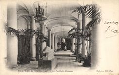 VINTAGE POSTCARD Castle of Compiegne the hall D honor