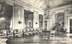 VINTAGE POSTCARD Palate of Compiegne Living room of Family