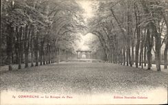 VINTAGE POSTCARD Compiegne the Kiosk of the Park