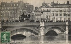 VINTAGE POSTCARD Paris Raw Of the Seine Bridge of the Small tower