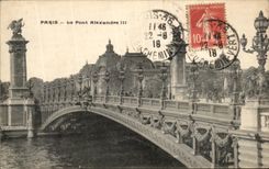 VINTAGE POSTCARD Paris the Bridge Alexandre III