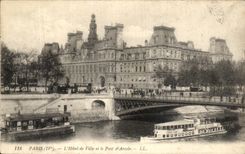 VINTAGE POSTCARD Paris L Town hall and the Bridge D Arcole