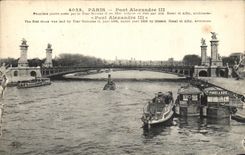 VINTAGE POSTCARD Paris Bridge Alexandre III Boats