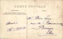 VINTAGE POSTCARD Paris Court of Louvre Monument of Gambetta