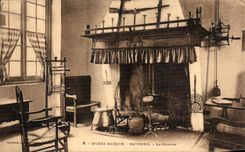 VINTAGE POSTCARD Museum Bayonne Basque Kitchen