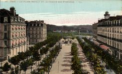 CPA Pau La Place Royale Et La Chaine Des Pyrenees 