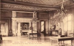 VINTAGE POSTCARD Pau Henri Castle Large Reception room Old throne room of kings de Navarre