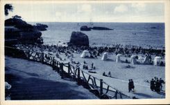 CPA Biarritz Les Rochers de La Grande Plage 