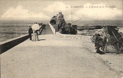 CPA Biarritz L Entree de La Passerelle