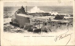 VINTAGE POSTCARD Biarritz Rock Of the Virgin And Footbridge
