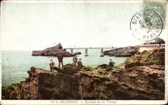 VINTAGE POSTCARD Biarritz Rock of the Virgin