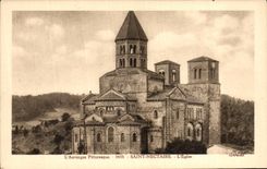 VINTAGE POSTCARD Auvergne Saint Nectary L Church