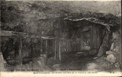 VINTAGE POSTCARD Holy Nectary Carnadore Mount the Natural Cave of the Perifiante Fountain