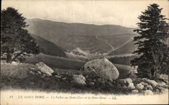 VINTAGE POSTCARD the Mount Gilds the Valley of the Mount Gilds and Mount Gilds