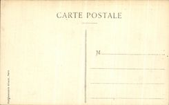 Los alrededores L iglesia de Riom de la POSTAL de la VENDIMIA de Mozac Voiture tienen asno