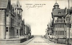 VINTAGE POSTCARD Wimereux Avenue of the Sea