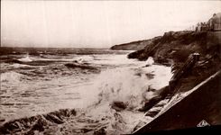 CPA Wimereux Les Falaises Par Gros Temps 