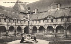 VINTAGE POSTCARD Sainte Anne D Auray the Cloister