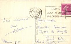 VINTAGE POSTCARD the Cathedral Of Rheims Seen interior With the Militaria Breaches