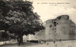 VINTAGE POSTCARD Angers a Point of the Boulevard of the Castle