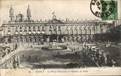 CPA Nancy La Place Stanislas et l hotel de ville 