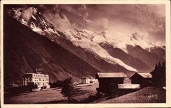 VINTAGE POSTCARD Chamonix Mont Blanc Solid mass Of the Mount Blanc