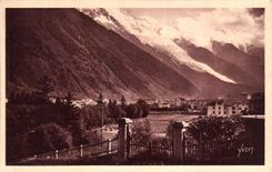 VINTAGE POSTCARD Chamonix Mont Blanc View