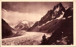 VINTAGE POSTCARD Chamonix Mont Blanc Sea of Ice and Large Charmoz