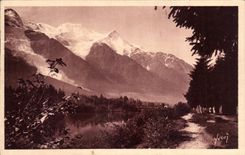 VINTAGE POSTCARD Chamonix Mont Blanc the Mirror of Mont Blanc