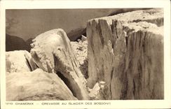 VINTAGE POSTCARD Chamonix Crevasse With the Glacier Of Let us work