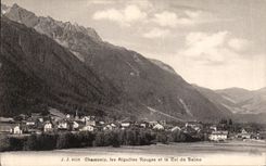 Agujas rojas de Chamonix de la POSTAL de la VENDIMIA y el collar de Balme