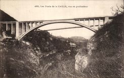 VINTAGE POSTCARD Bridges of Ruail Seen in depth