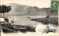 VINTAGE POSTCARD Lake Of Le Bourget Small Port Collar and Tooth of the Cat