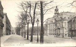 VINTAGE POSTCARD Creusot Boulevard of the Guide and Town hall
