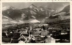 VINTAGE POSTCARD Holy Trieves Maurice View