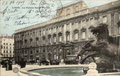 VINTAGE POSTCARD Lyon the Palate Saint Pierre