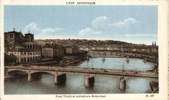 VINTAGE POSTCARD Lyon Bridge Holy Tilsitt And Cathedrale Jean