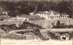 VINTAGE POSTCARD Cauterets Establishment of Raillere